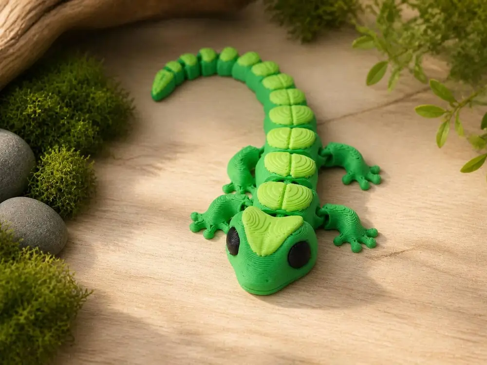 Leaf Lizard Flexi Toy – Articulated Nature Fidget