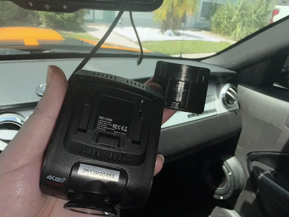 Rexing Dashcam Mount - Dash Cam Mount