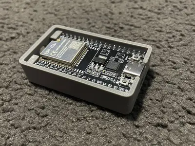 ESP-32U case with antenna