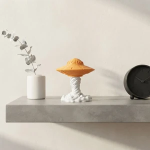 Space Shuttle with Smoke – Desk Decoration