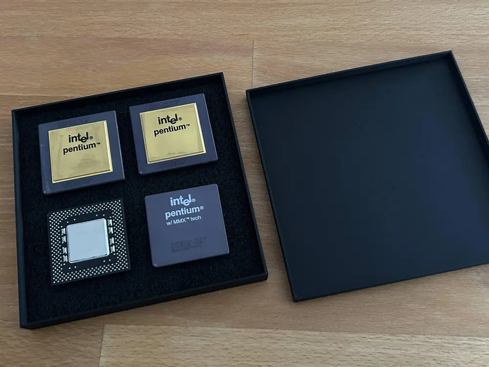 Storage boxes for vintage ICs and CPUs