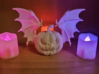 Kürbis mit Flügel Halloween