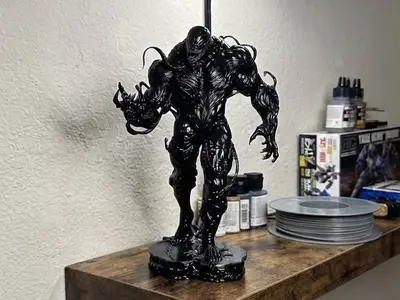Venom Sculpture