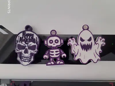 set of 3 Halloween keyrings
