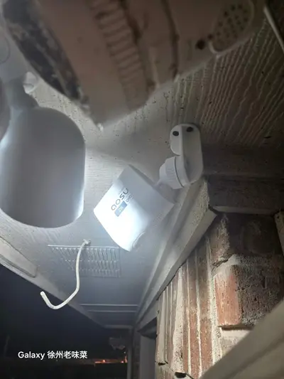 AOSU 2K QHD Battery Security Cameras celling mount