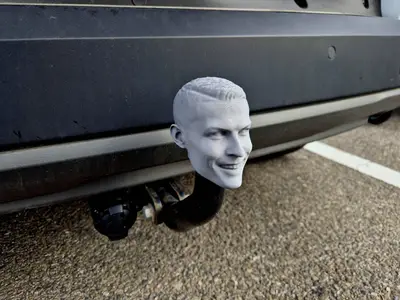 Ronaldo Hitch Ball cover