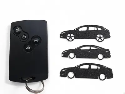 Car-shaped keychains Renault Laguna III