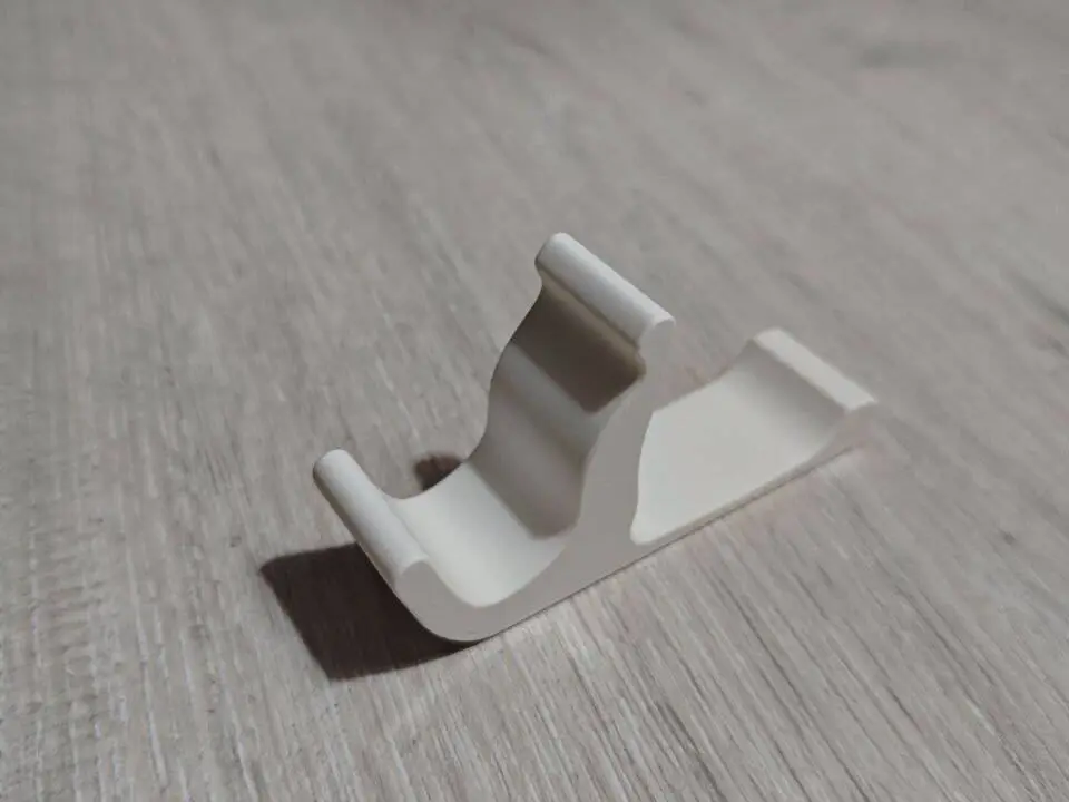 Simply and fast print phone or tablet stand