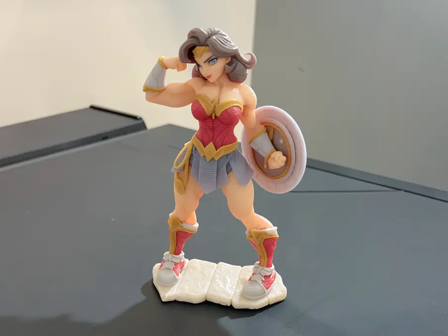 Bodybuilder Wonder Woman | ACE Pro & Single Colour