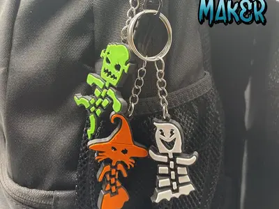 Flexi witch keychain