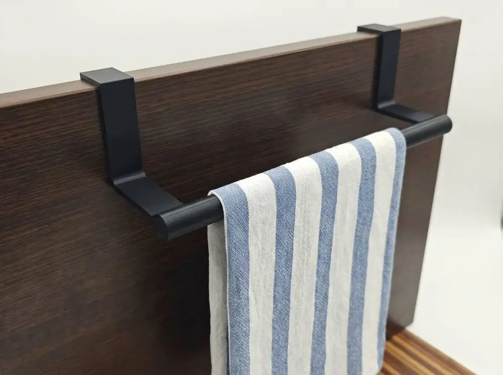 20 mm over-the-door towel holder for cabinets