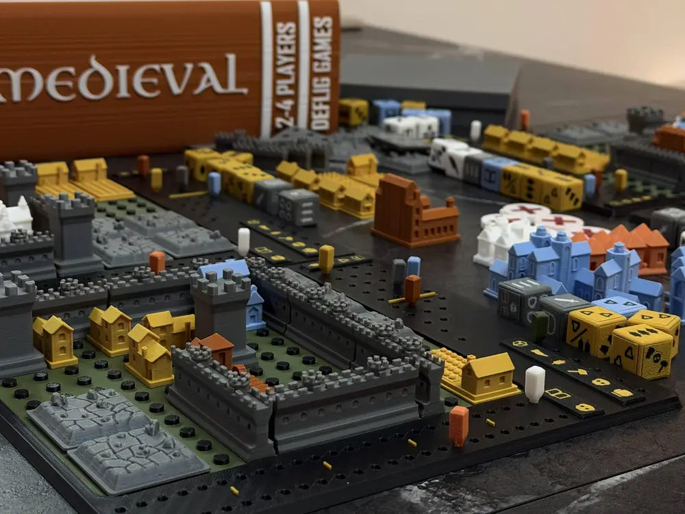 MEDIEVAL Roll & Build - Boardgame