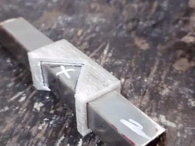 Gabarito para Corte Miter 45°/90° em Metalon