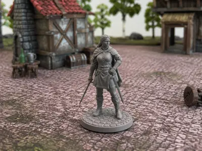 Townfolk - Female Guard - DND miniature