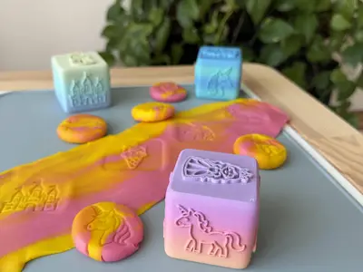 Montessori Stamping Cube – Unicorn