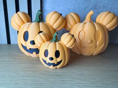 Mickey Mouse Pumpkin – Halloween Decoration