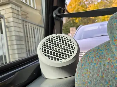 Soporte de altavoz trasero para Renault Twingo MK1 (C06)