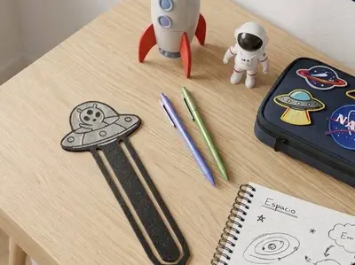 Alien UFO Bookmark