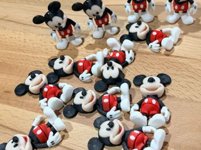 Mickey mouse keychain flexi
