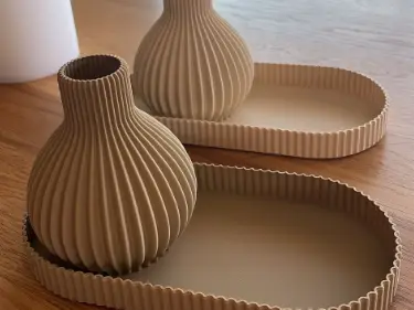 Tablet with Vase Decor