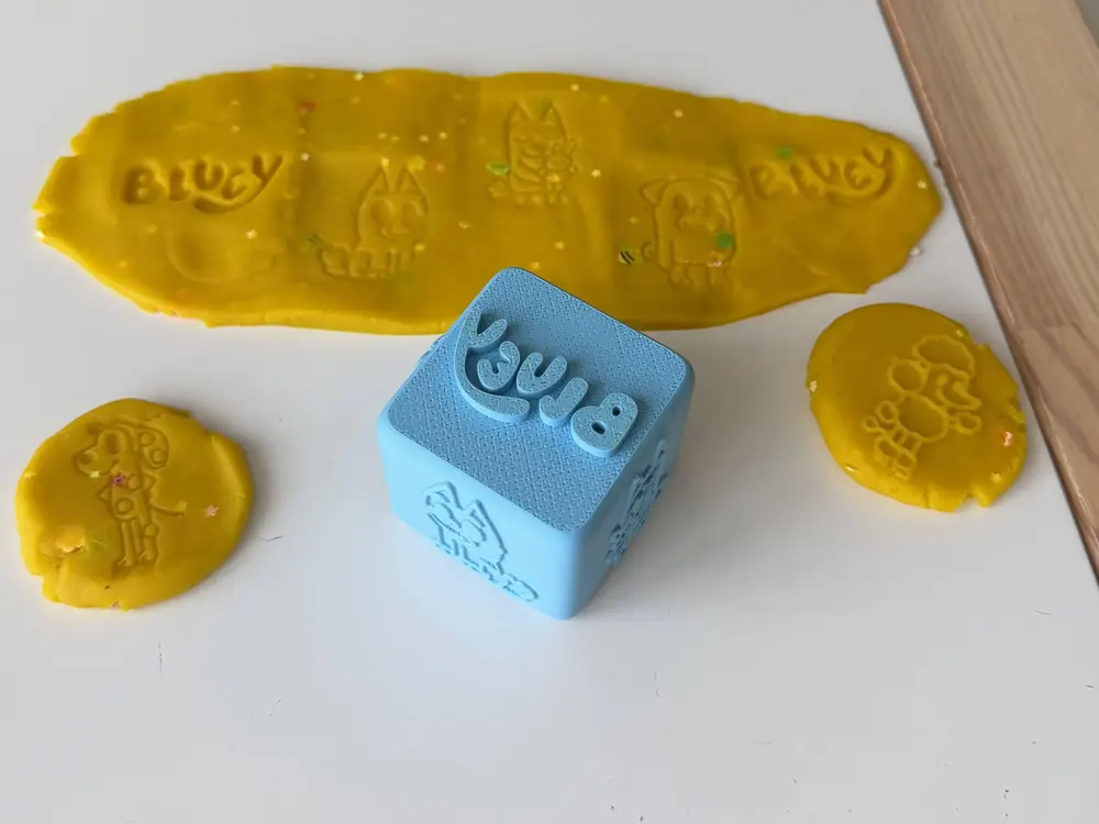 Montessori Stamping Cube – Bluey