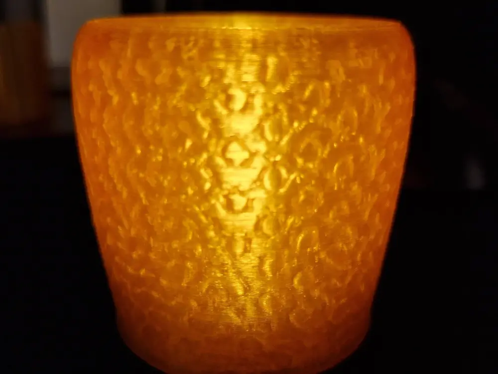 Candle holder for led tea lights