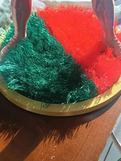 round grass