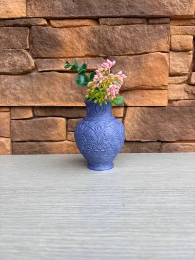 Decorative relief vase