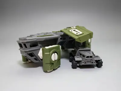Giant Tree-class Planetary Landing Ship & Branch-class Planetary Rover
