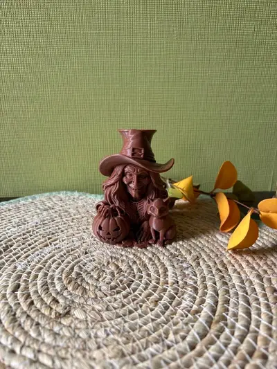 Halloween themed decorative model
