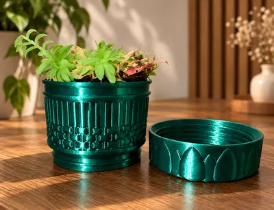 Succulent Pot – Twist-Off Base
