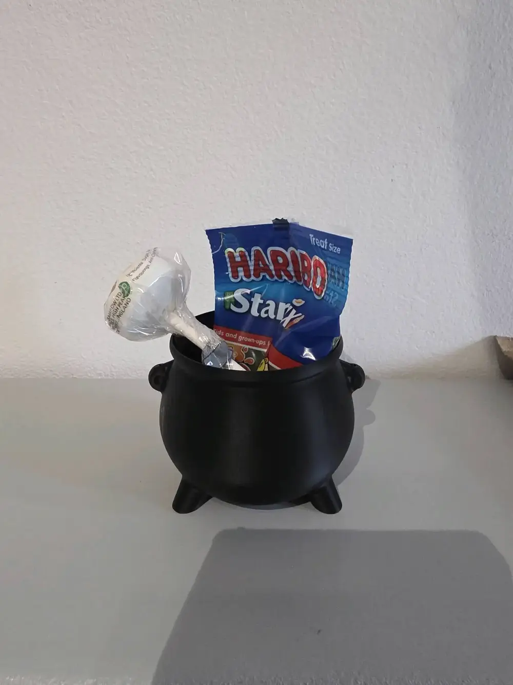 treat cauldron