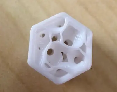 Medio filtrante de acuario con forma hexagonal