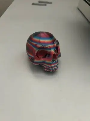 Small Stylized Skull – Spooky Decor