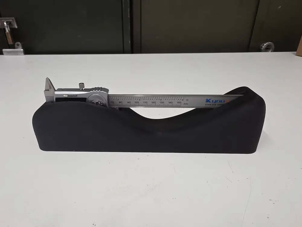 Kynup CR2032 caliper desktop holder