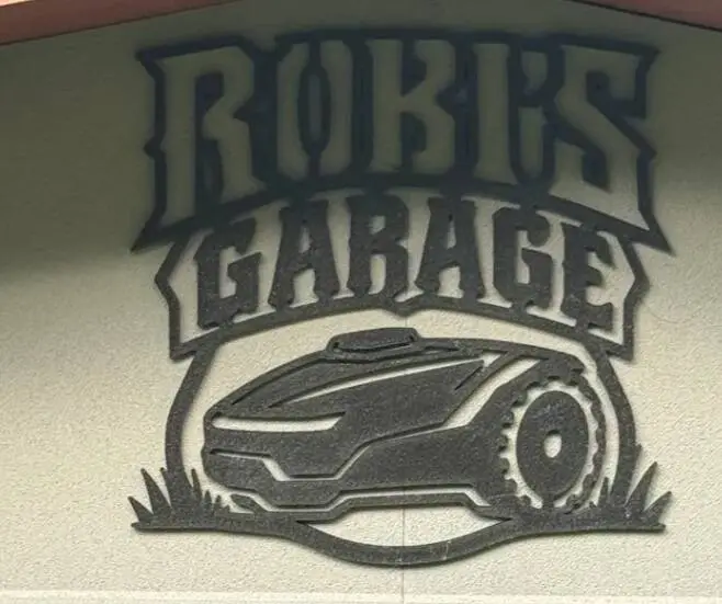 Placa de nombre de Robi´s Garage