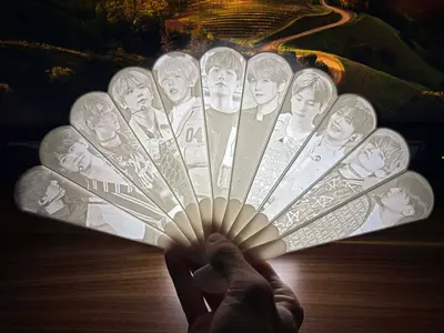 边伯贤 변백현 BAEK HYUN 演员歌手透光浮雕扇 EXO EXO-K EXO-CBX SuperM