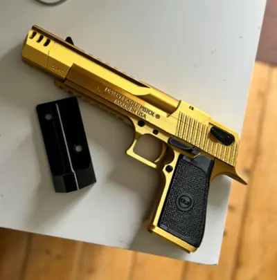 Flexi Functional Desert Eagle Weapon