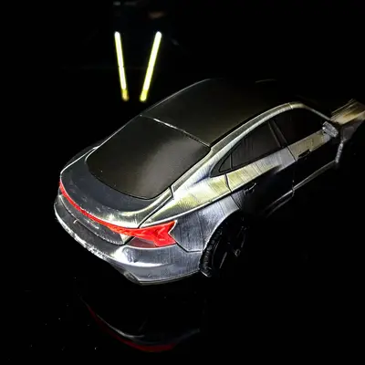 E TRON GT RS 1/24 SCALE CAR MODEL