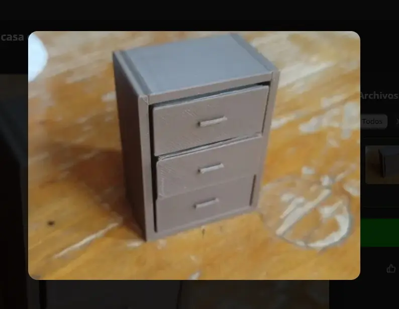 Gabinete miniatura para casa de muñecas con 3 cajones