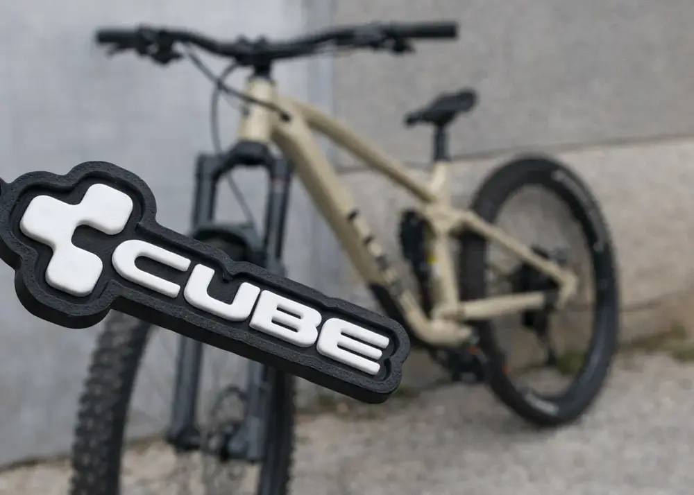 Cube Keychain - Minimalist Bike Logo Keychain
