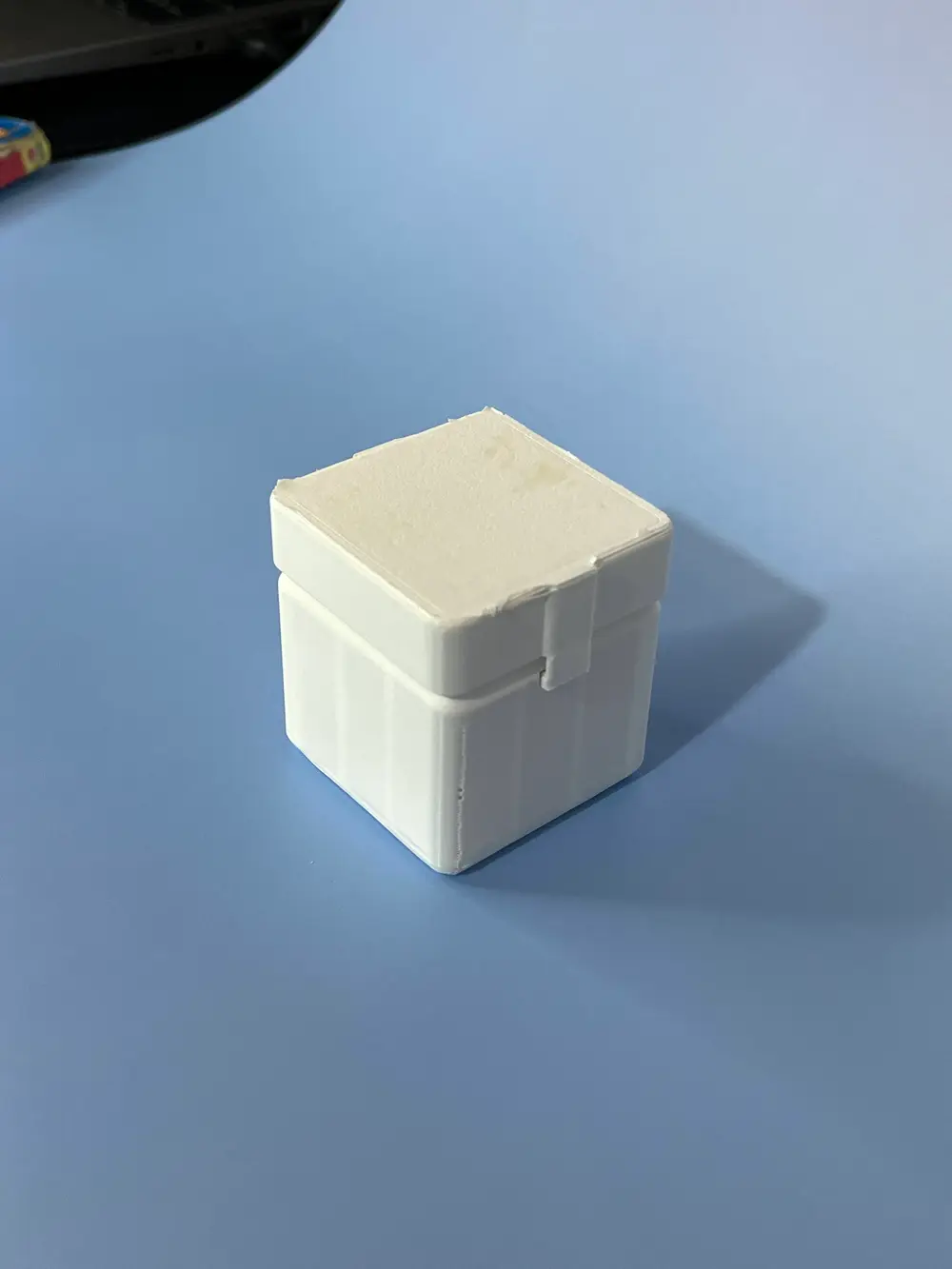 AAA battery box