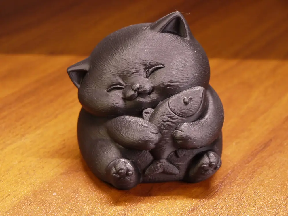 可爱抱鱼小猫摆件