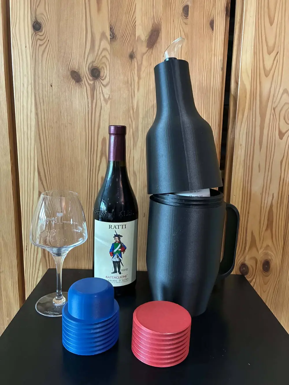 WineMask — Cache-bouteille réglable pour dégustation à l’aveugle