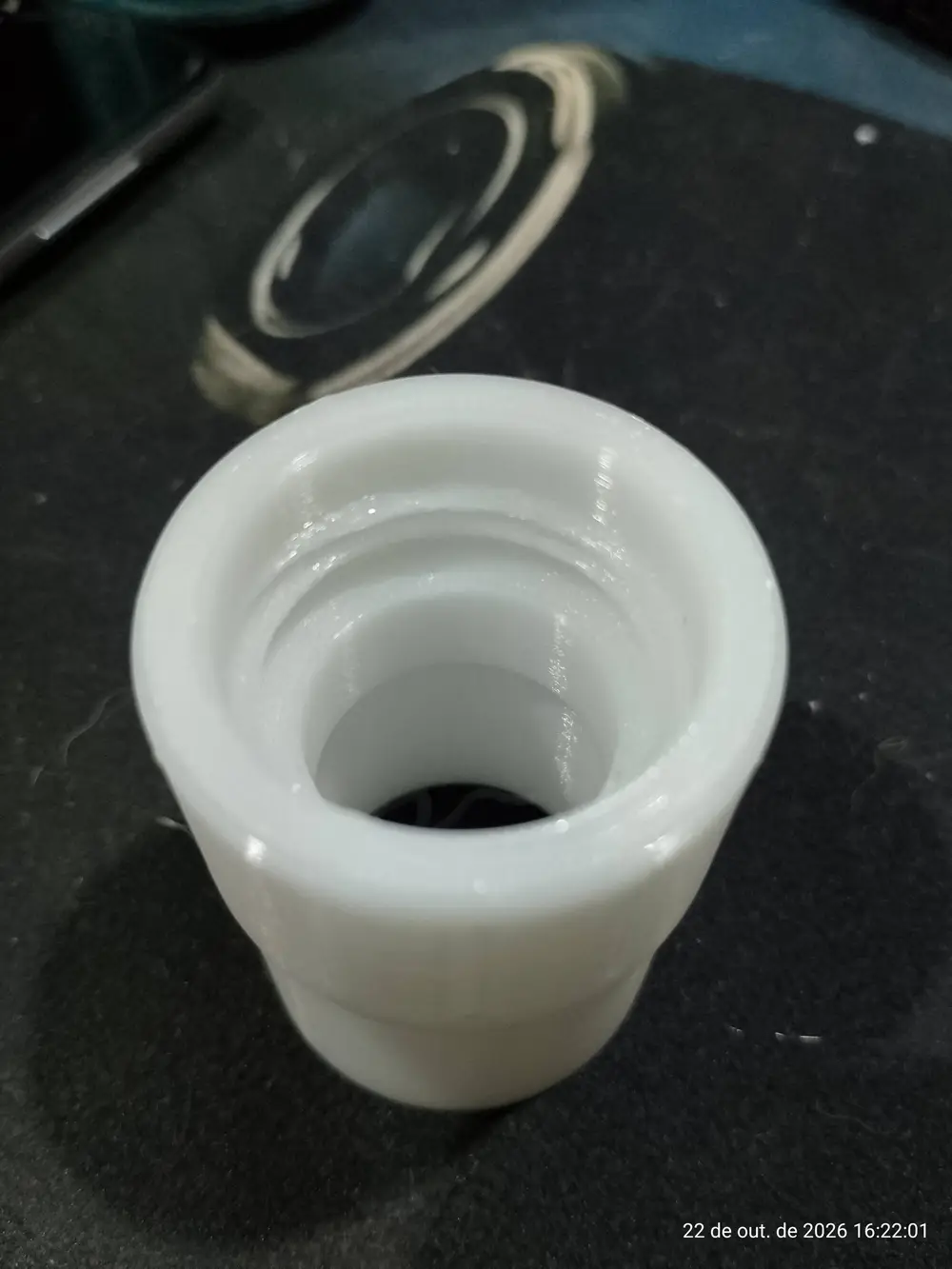 Adaptador - Garrafa PET padrão brasileiro para cano pvc de 25 mm