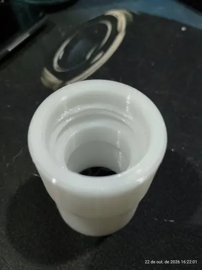 Adaptador - Garrafa PET padrão brasileiro para cano pvc de 25 mm