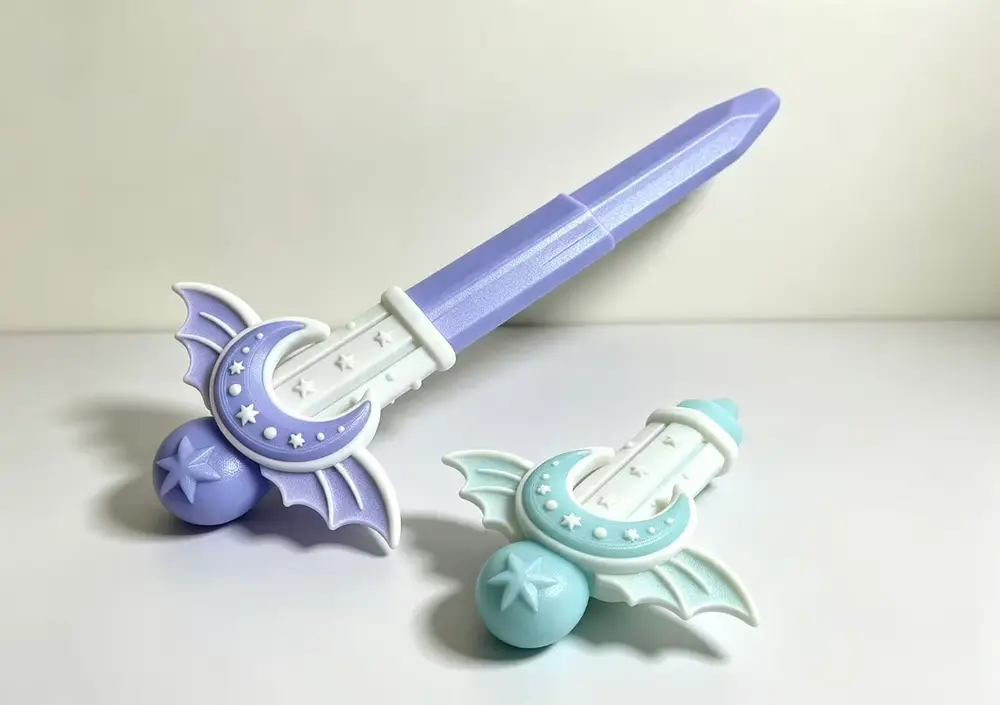 带着仙气的伸缩剑、星月羽翼