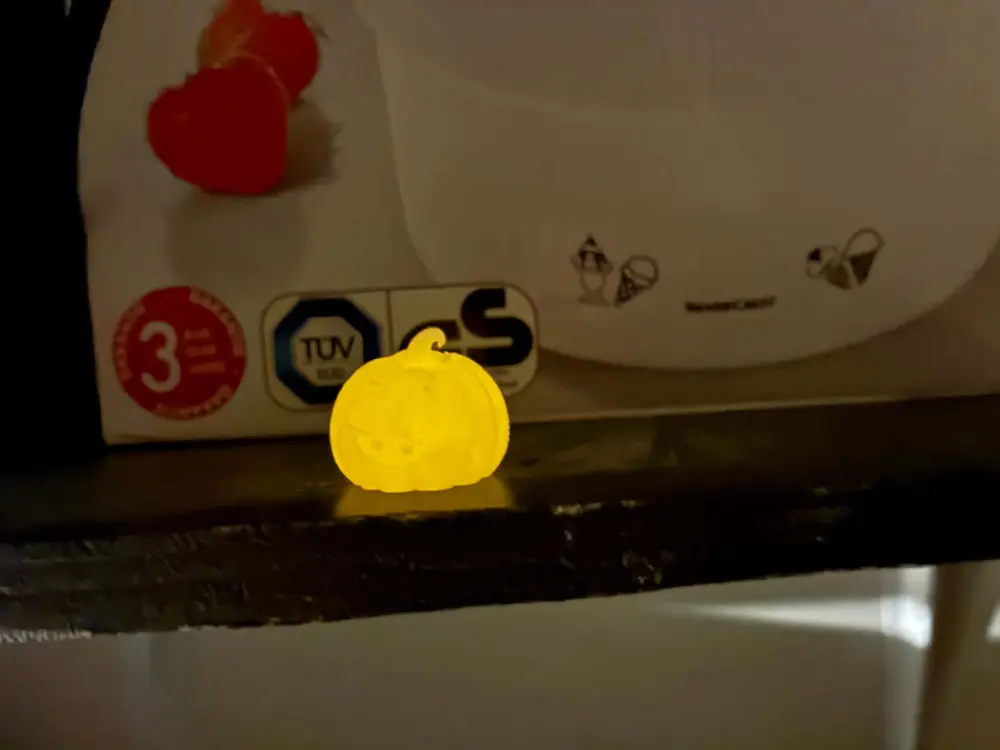 Pumpky – Cute Glow-in-the-Dark Pumpkin Hunt