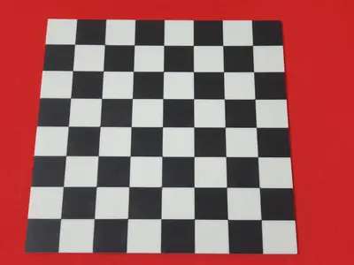 Simple Chess Board (200 x 200 x 2.5 mm)