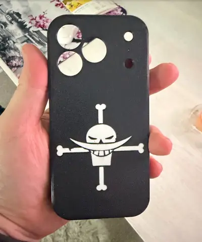 Iphone 17 Pro - White Beard Case